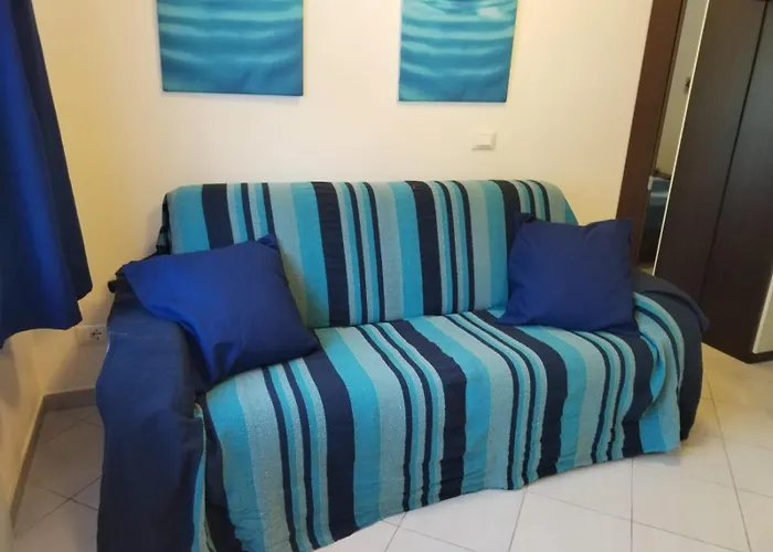 Casina Carina Con Parcheggio E Wallbox 莱里奇