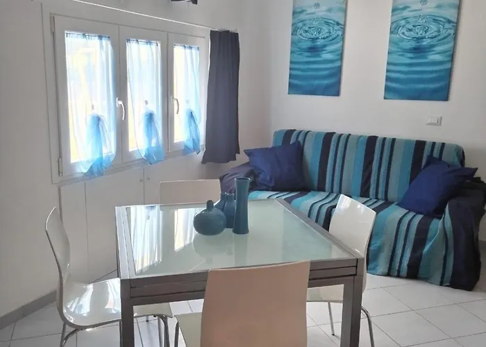 Casina Carina Con Parcheggio E Wallbox Lägenhet Lerici